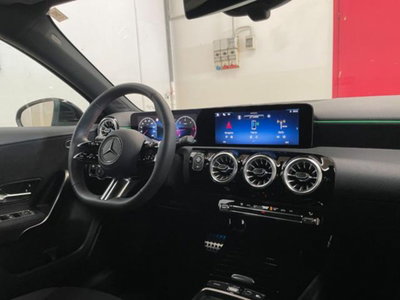 Mercedes-Benz Classe A 220 d AMG Line Premium Plus auto (18)