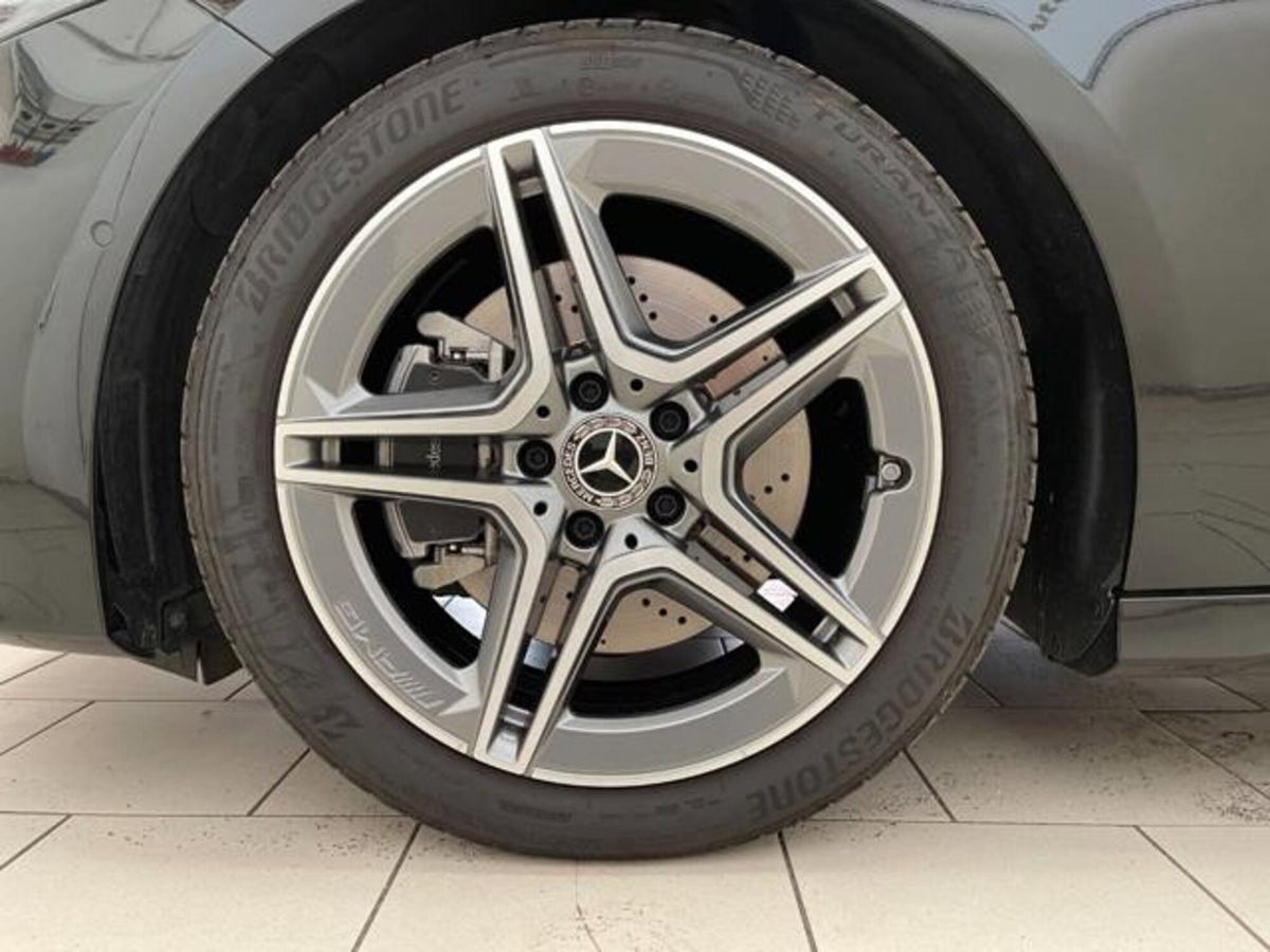 Mercedes-Benz Classe A 220 d AMG Line Premium Plus auto (8)