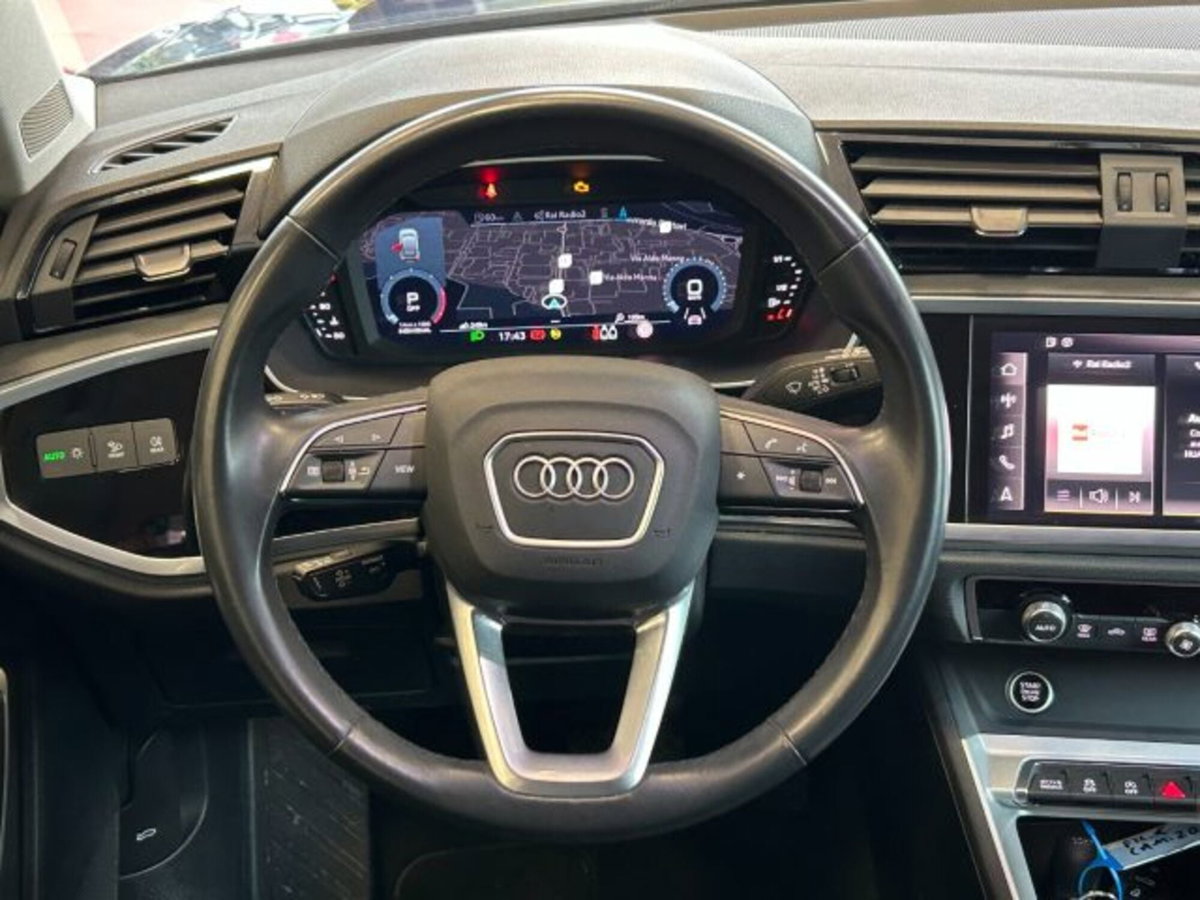 Audi Q3 Sportback 35 TDI quattro S tronic Business Plus (9)