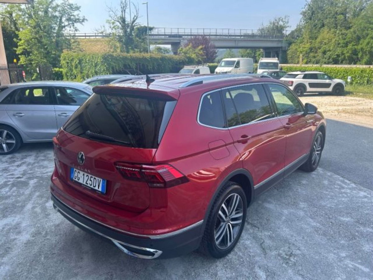 Volkswagen Tiguan Allspace 2.0 TDI SCR DSG 4MOTION Elegance (3)