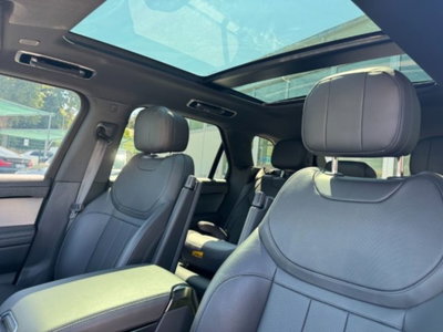 Land Rover Range Rover Sport 3.0D l6 249 CV HSE Dynamic Stealth (9)