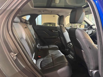 Jaguar F-Pace 2.0 D 240 CV AWD aut. Portfolio (10)