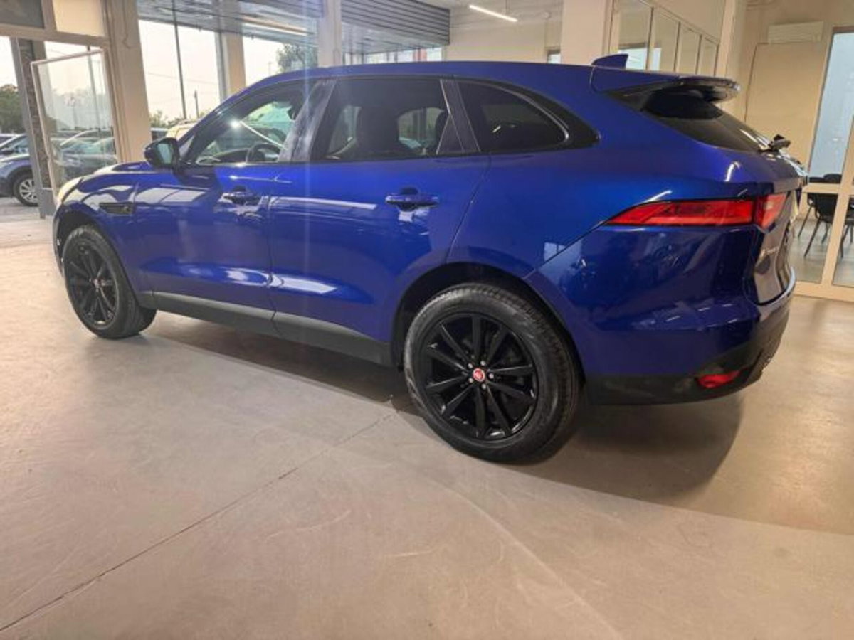 Jaguar F-Pace 2.0 D 240 CV AWD aut. Portfolio (5)