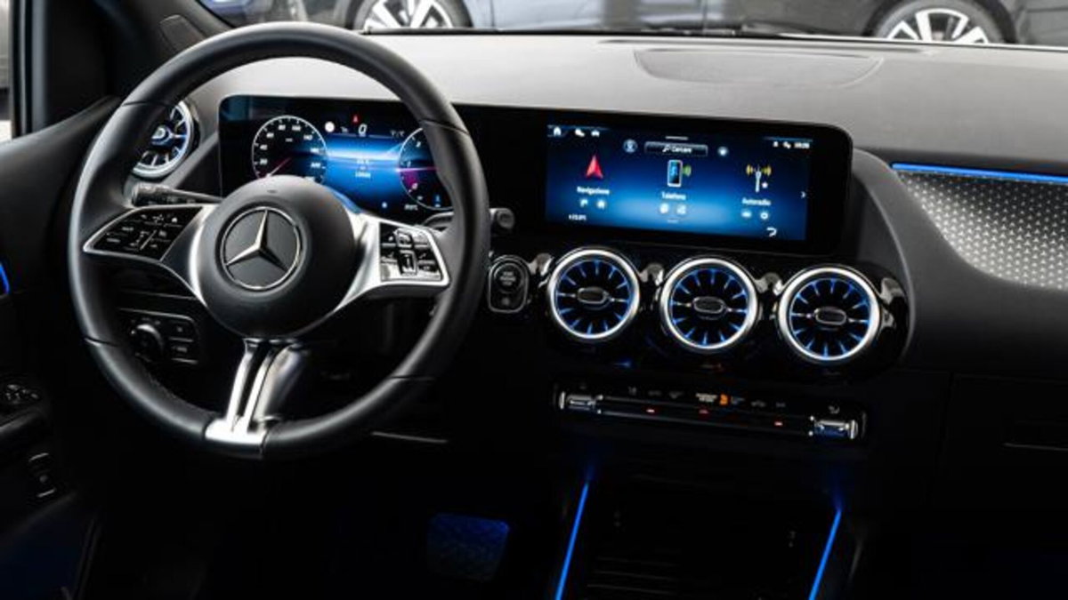 Mercedes-Benz Classe B 180 d Executive auto (13)