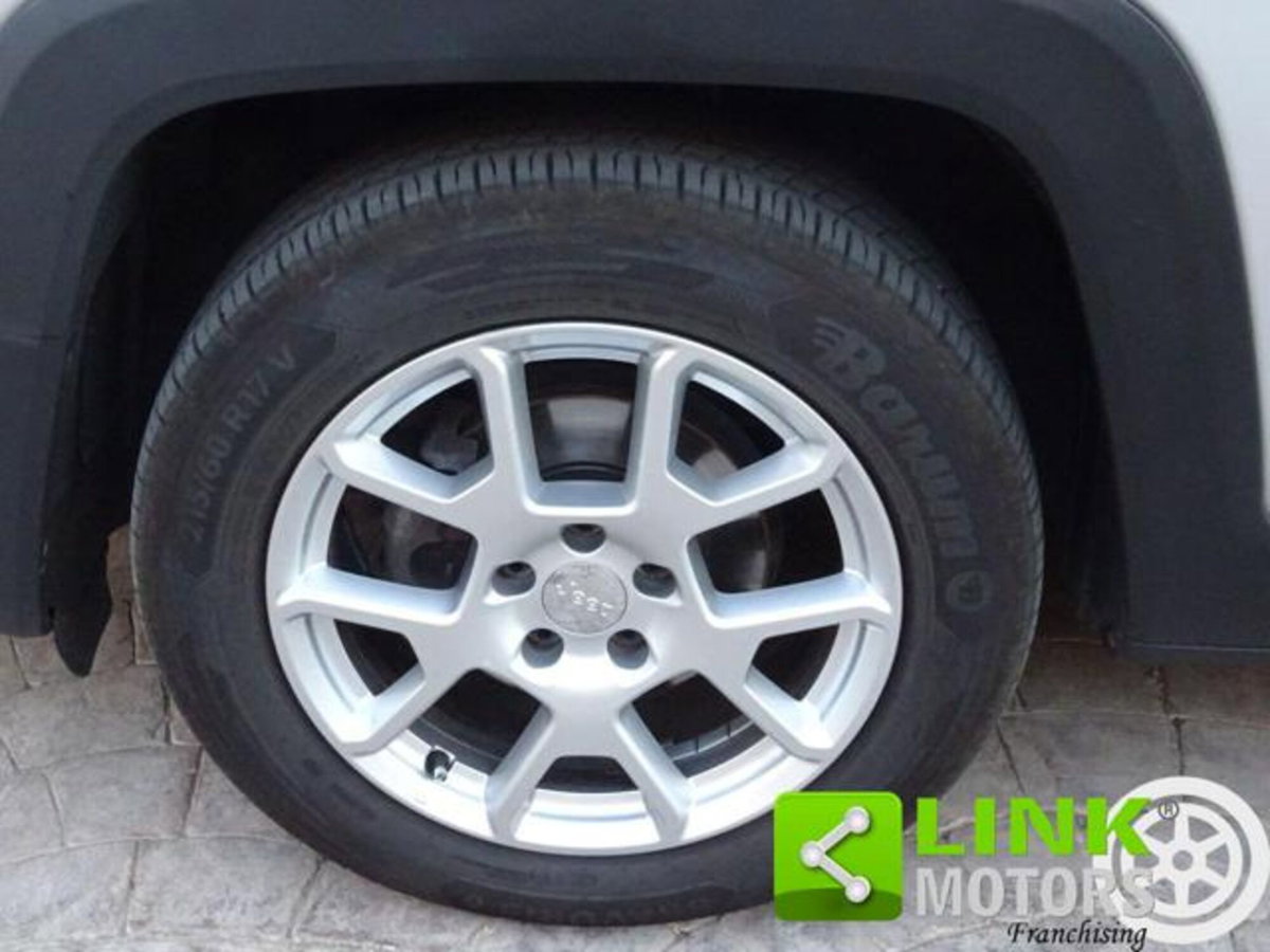 Jeep Renegade 1.6 Mjt 120 CV Limited (13)