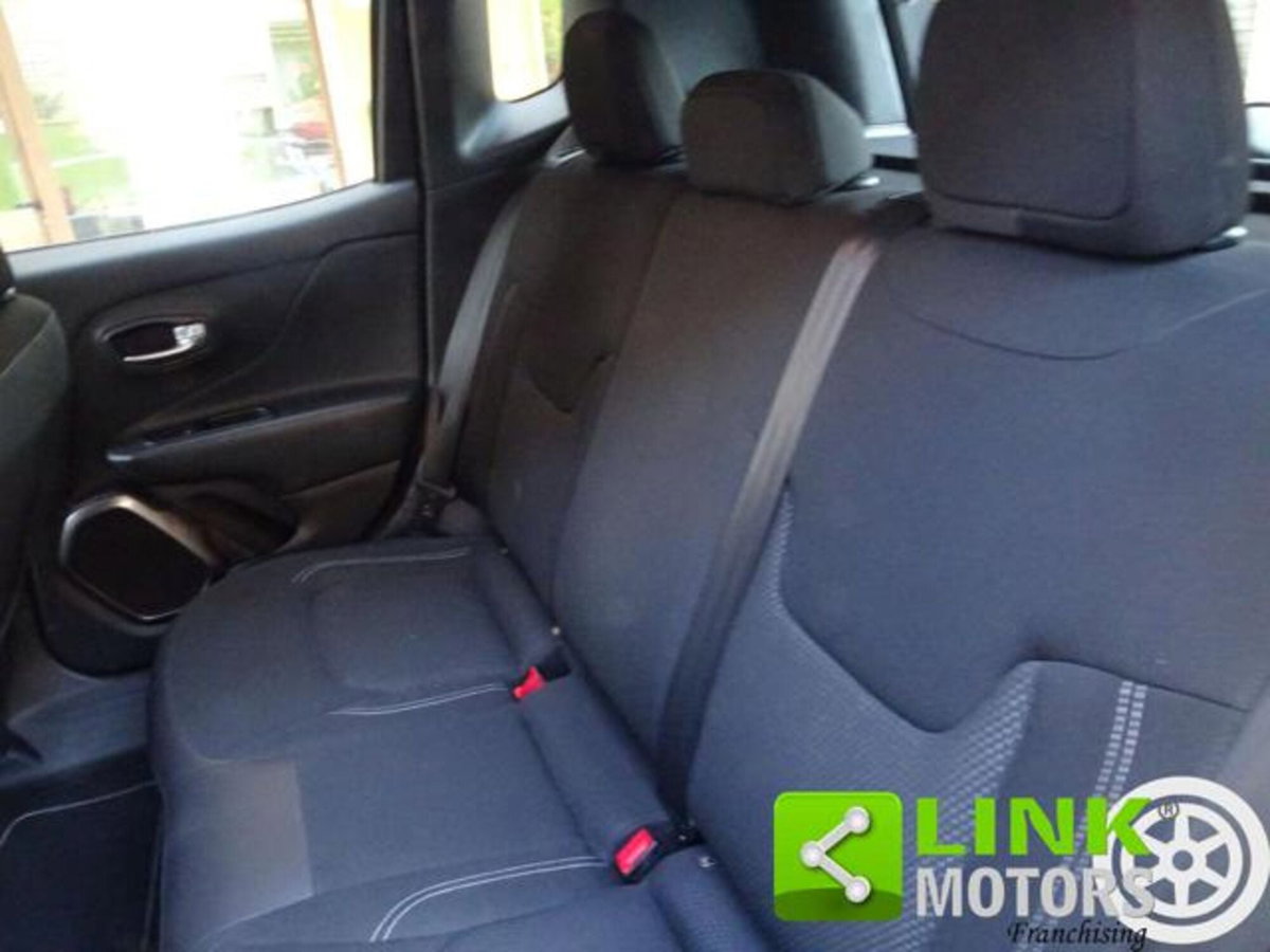 Jeep Renegade 1.6 Mjt 120 CV Limited (9)