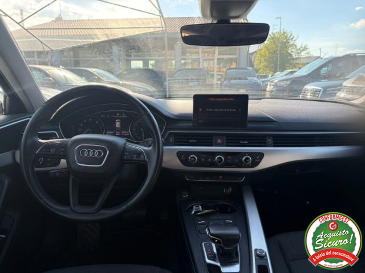 Audi A4 Avant 40 g-tron S tronic Business (9)