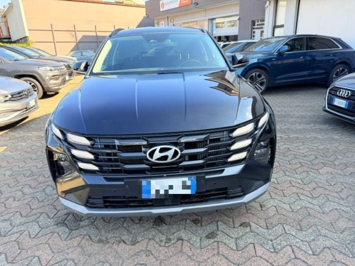 Hyundai Tucson 1.6 crdi 48V Business 2wd dct (2)