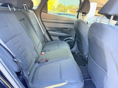 Hyundai Tucson 1.6 crdi 48V Business 2wd dct (9)