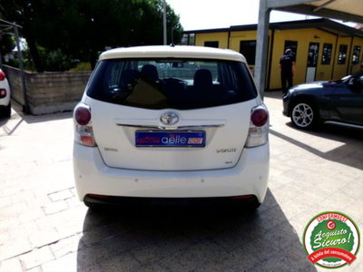 Toyota Verso 1.6 D-4D 7 posti (6)