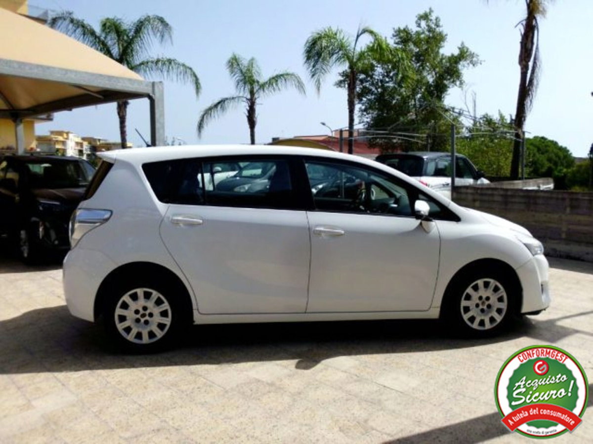 Toyota Verso 1.6 D-4D 7 posti (8)
