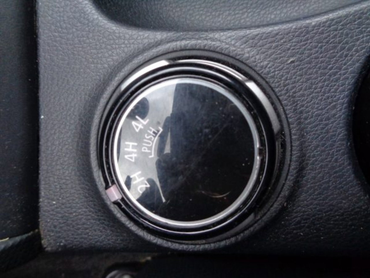 Mitsubishi L200 2.3 D Double Cab 4x4 Hurricane (15)