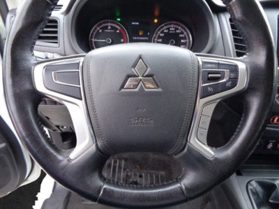 Mitsubishi L200 2.3 D Double Cab 4x4 Hurricane (16)