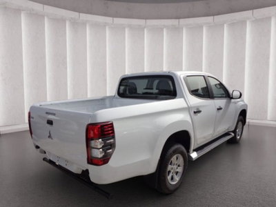 Mitsubishi L200 2.3 D Double Cab 4x4 Hurricane (5)