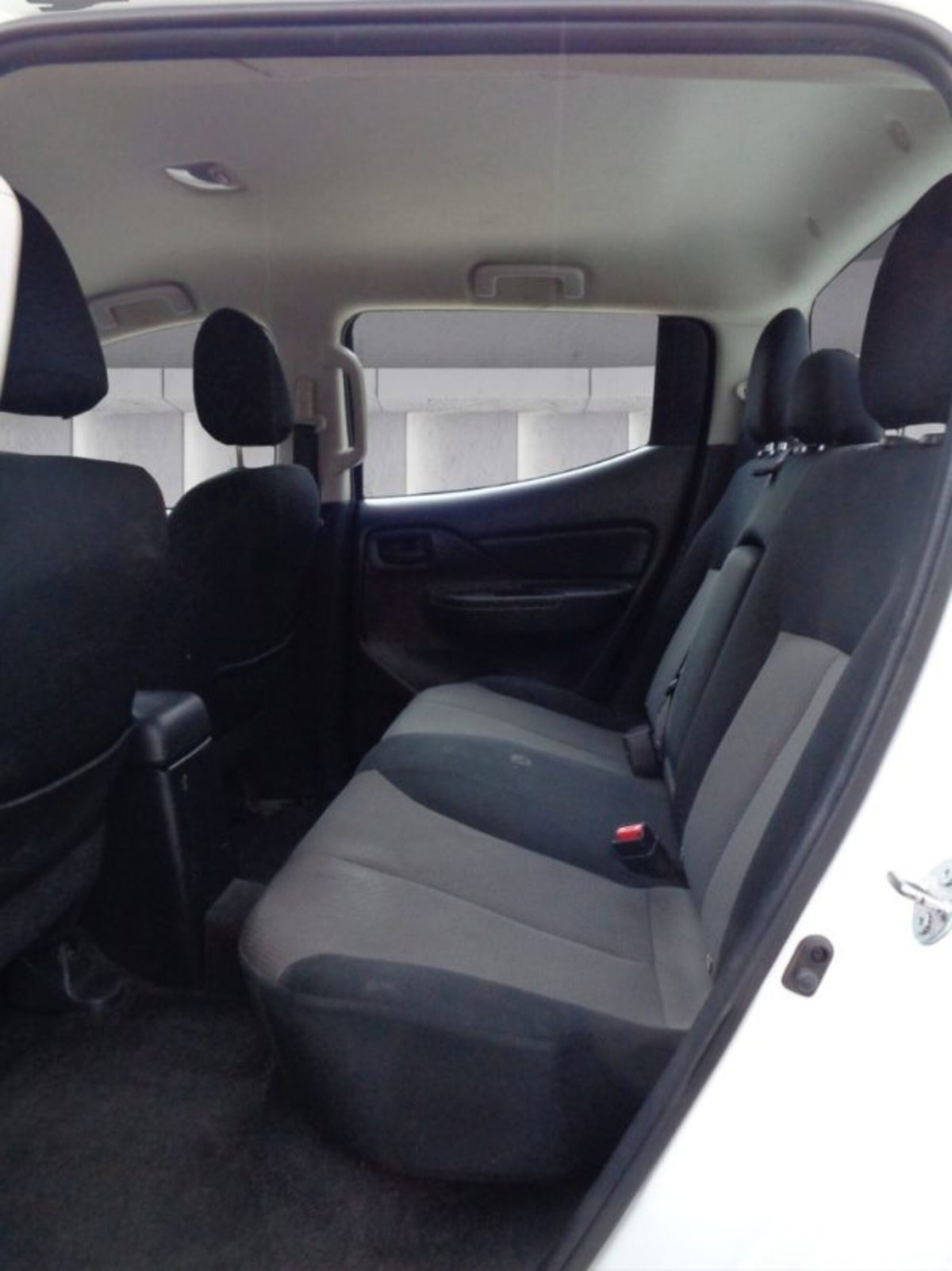 Mitsubishi L200 2.3 D Double Cab 4x4 Hurricane (7)