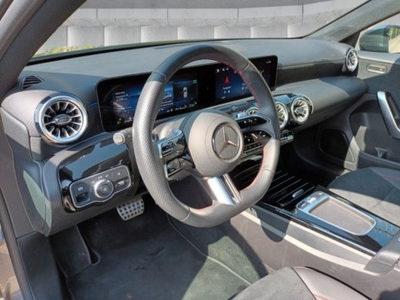Mercedes-Benz Classe A 180 d AMG Line Premium Plus auto (11)
