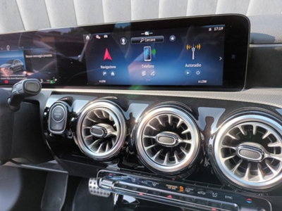 Mercedes-Benz Classe A 180 d AMG Line Premium Plus auto (13)