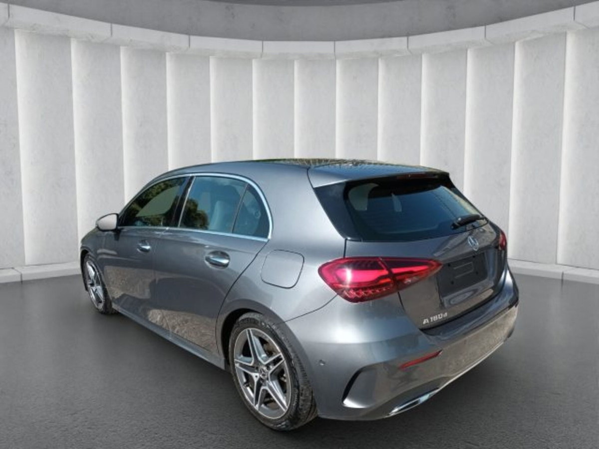 Mercedes-Benz Classe A 180 d AMG Line Premium Plus auto (4)