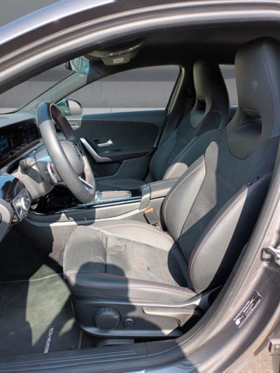 Mercedes-Benz Classe A 180 d AMG Line Premium Plus auto (6)