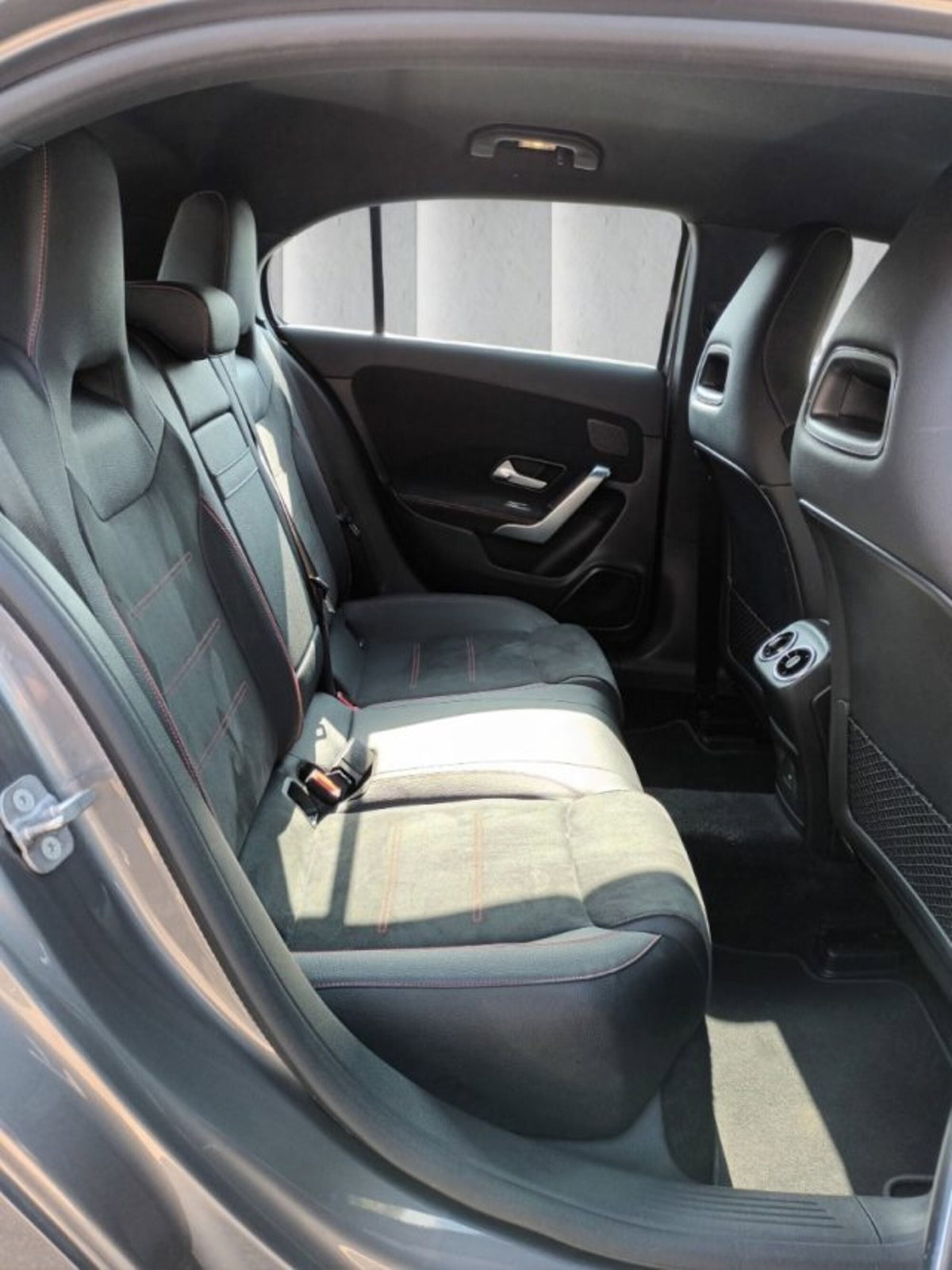 Mercedes-Benz Classe A 180 d AMG Line Premium Plus auto (8)