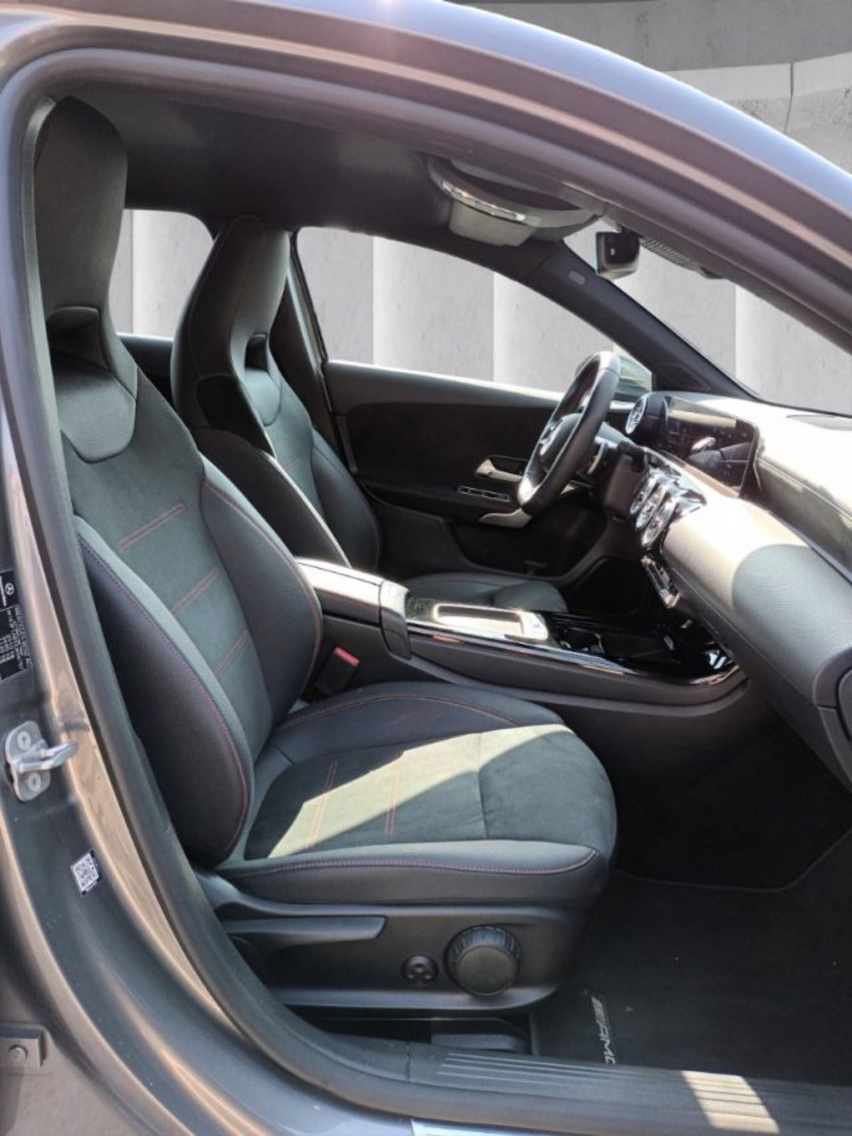 Mercedes-Benz Classe A 180 d AMG Line Premium Plus auto (9)