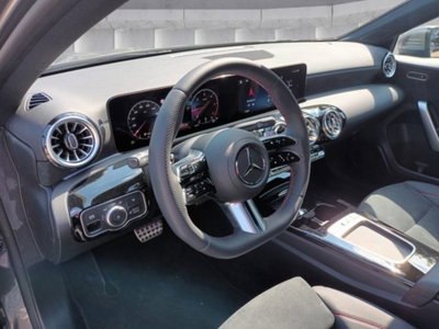 Mercedes-Benz Classe A 200 d AMG Line Premium Plus auto (10)