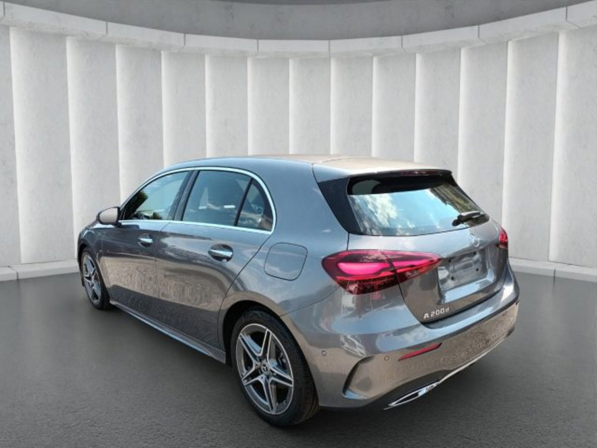 Mercedes-Benz Classe A 200 d AMG Line Premium Plus auto (4)