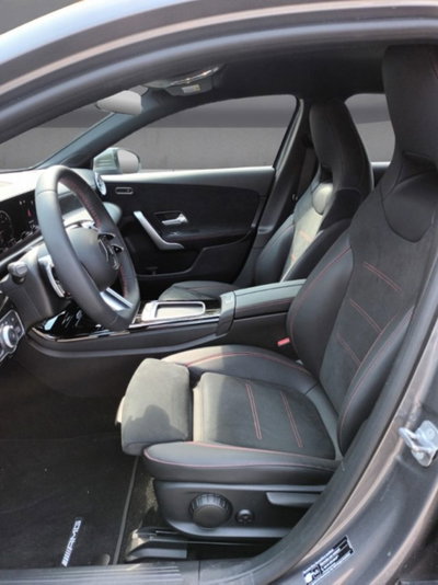 Mercedes-Benz Classe A 200 d AMG Line Premium Plus auto (6)