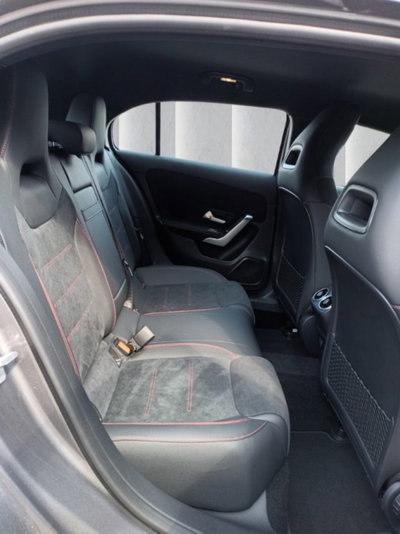 Mercedes-Benz Classe A 200 d AMG Line Premium Plus auto (8)