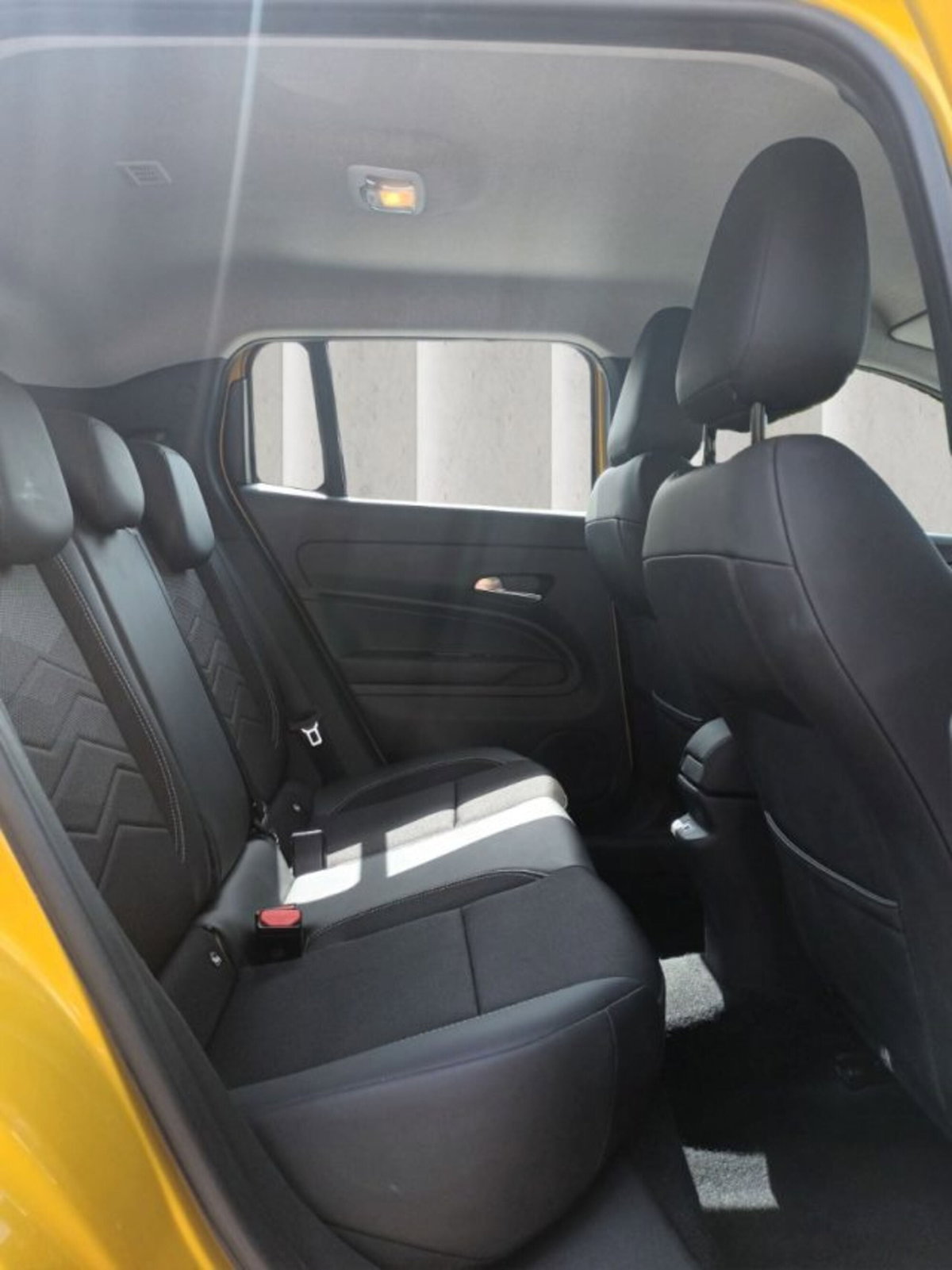 Jeep Avenger 1.2 turbo Altitude fwd 100cv (15)