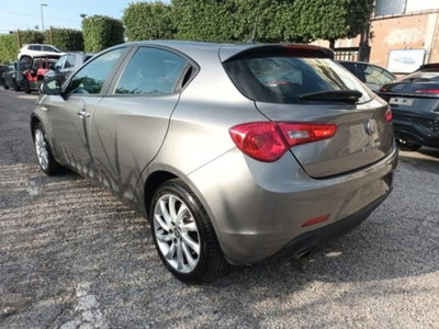 Alfa Romeo Giulietta 1.4 Turbo Super Gpl 120cv (3)