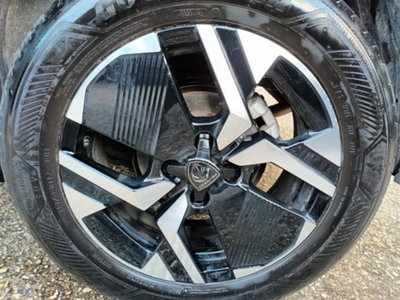 Peugeot 2008 PureTech 130 S&S EAT8 Allure Pack (13)