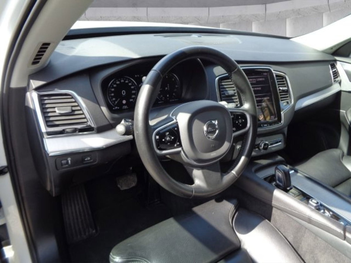 Volvo XC90 B5 (d) AWD Geartronic Momentum Pro (11)