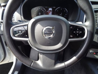 Volvo XC90 B5 (d) AWD Geartronic Momentum Pro (16)