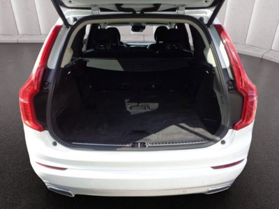 Volvo XC90 B5 (d) AWD Geartronic Momentum Pro (19)