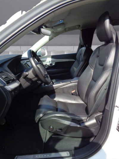 Volvo XC90 B5 (d) AWD Geartronic Momentum Pro (6)