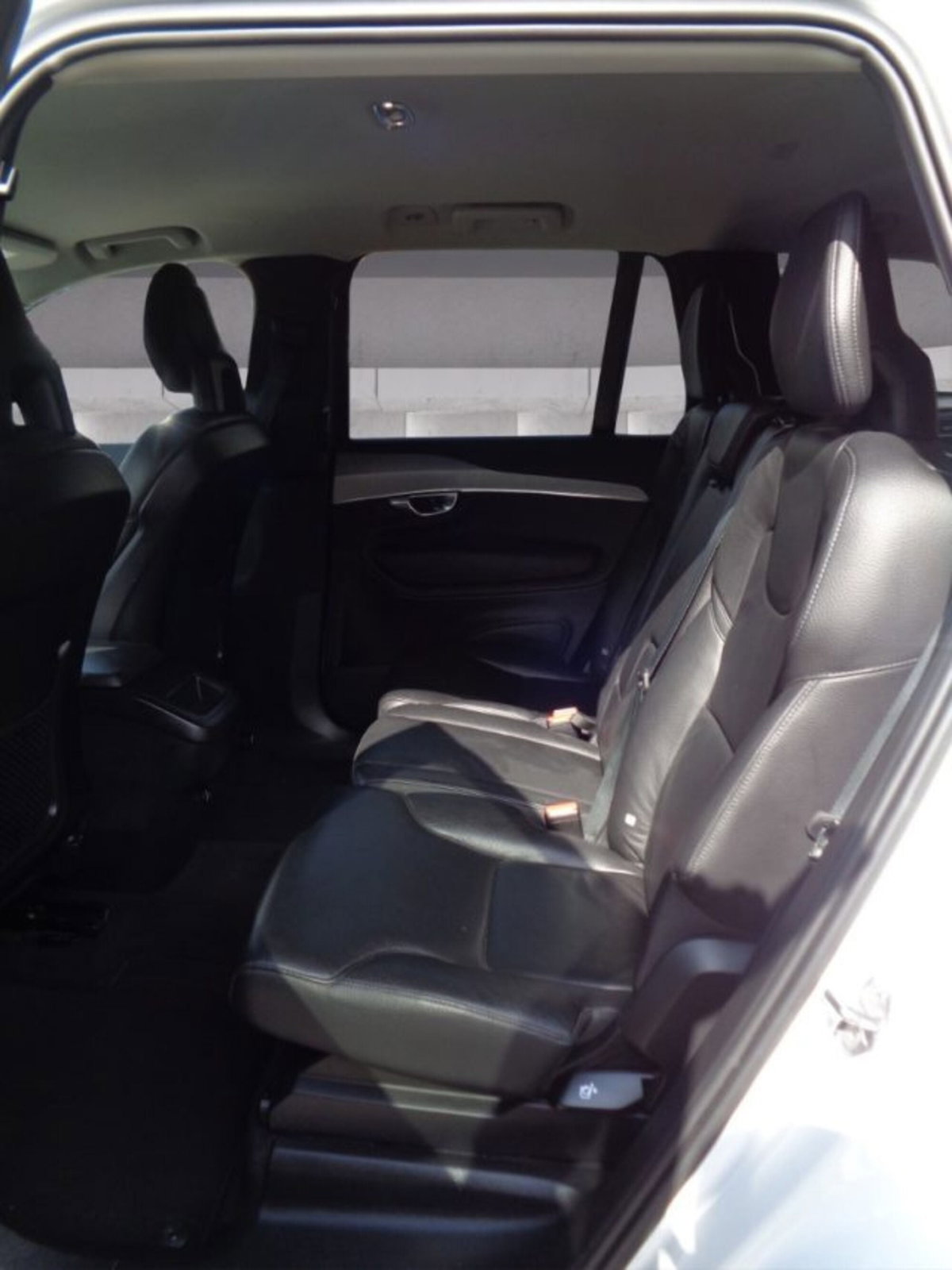 Volvo XC90 B5 (d) AWD Geartronic Momentum Pro (7)