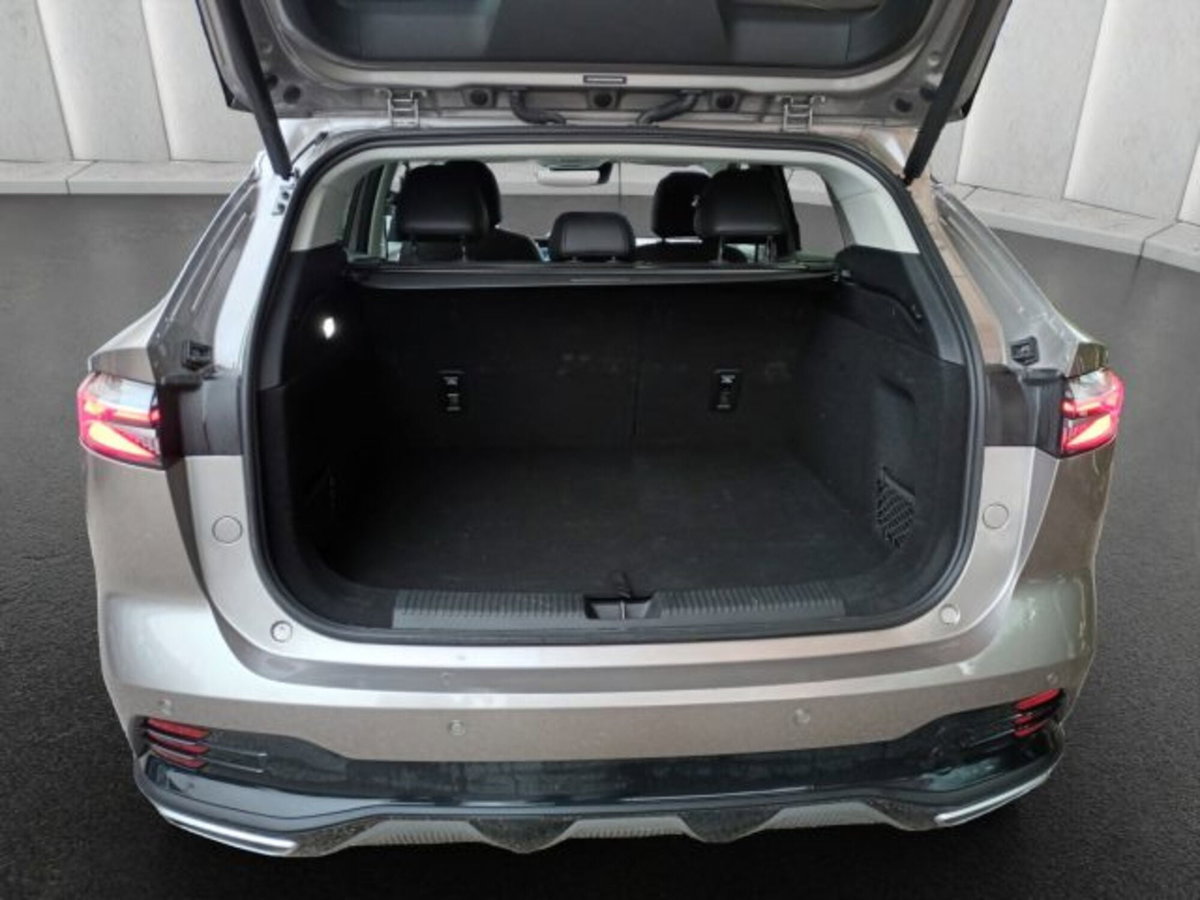 Mg HS 1.5 Luxury auto (20)