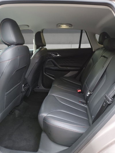 Mg HS 1.5 Luxury auto (7)