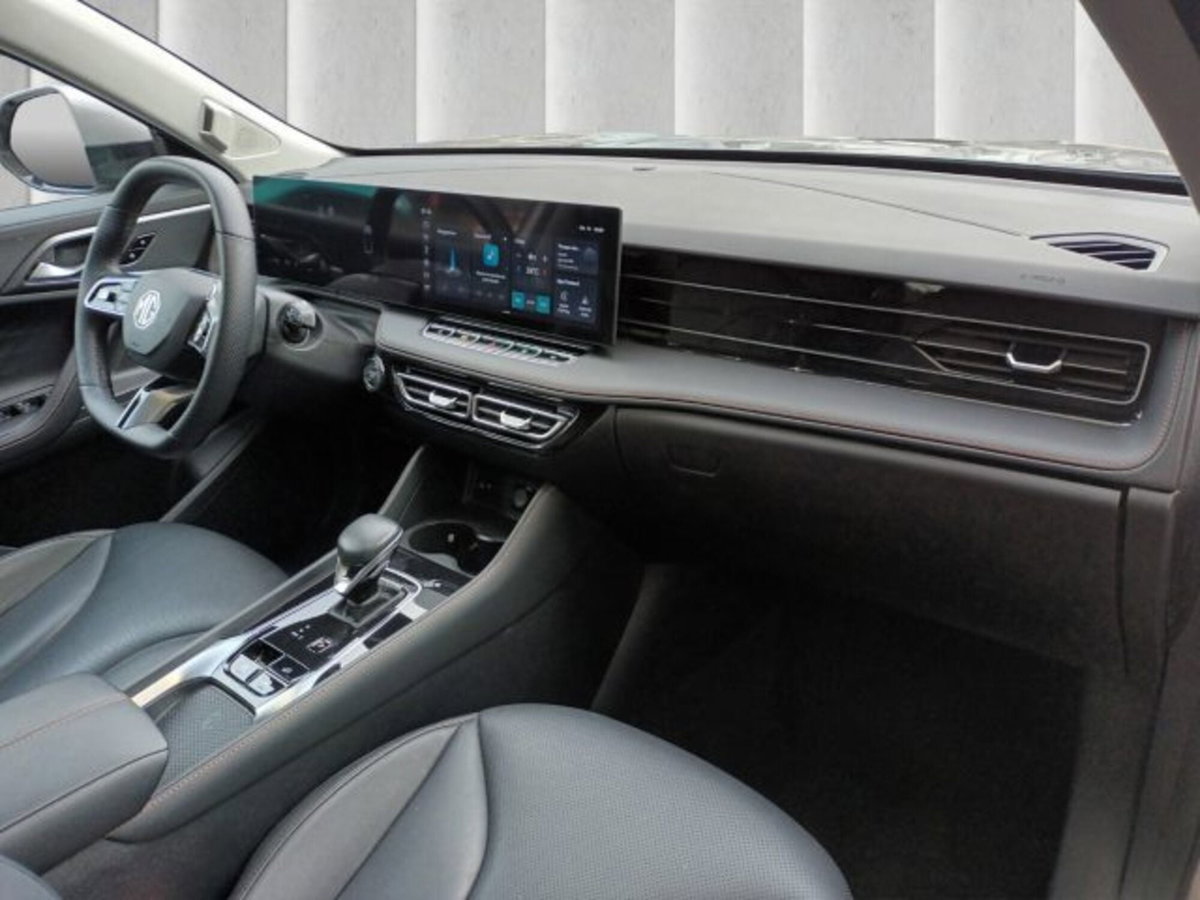 Mg HS 1.5 Luxury auto (10)