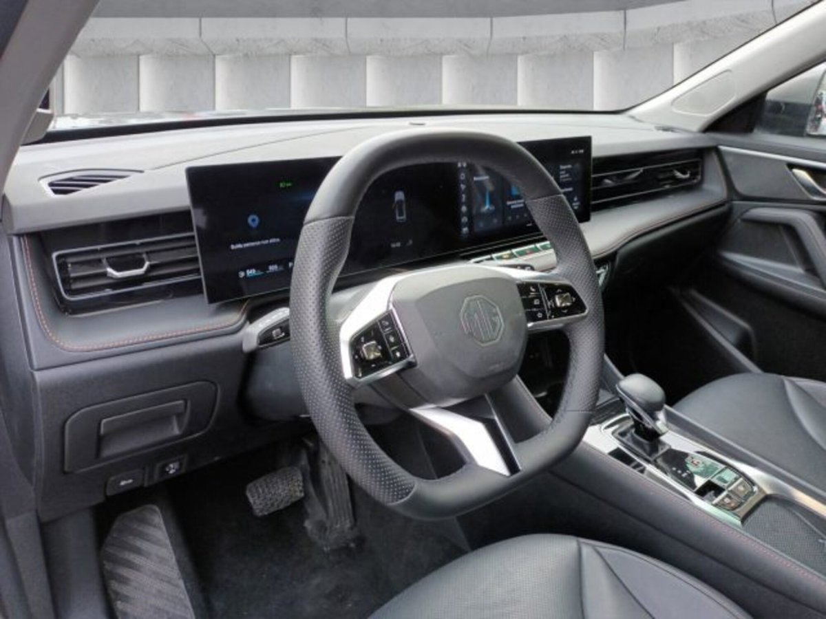 Mg HS 1.5 Luxury auto (12)