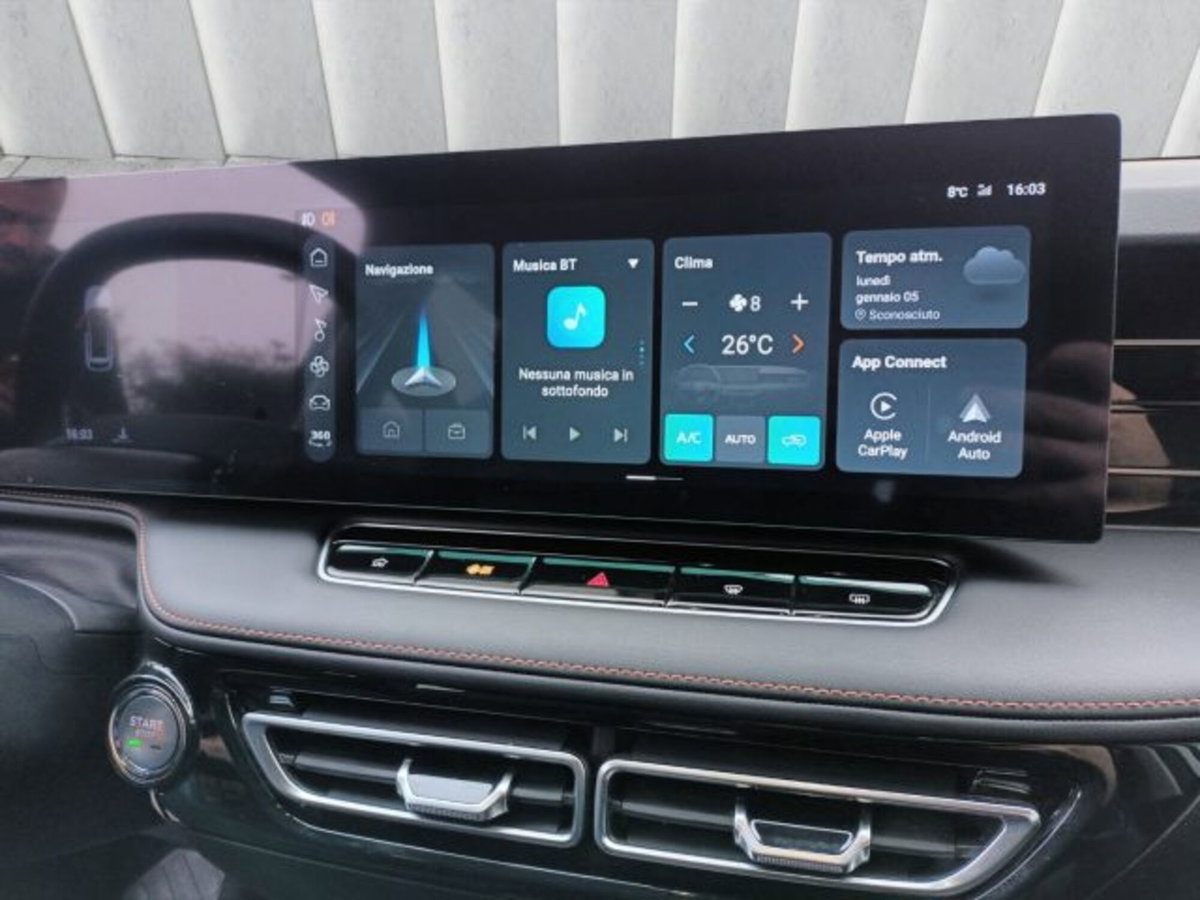 Mg HS 1.5 Luxury auto (13)