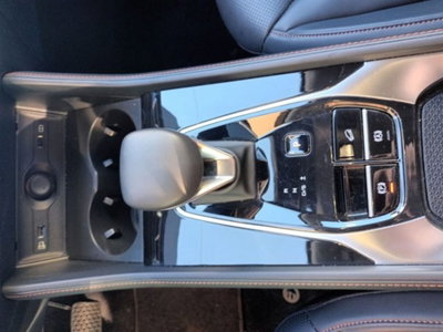 Mg HS 1.5 Luxury auto (15)