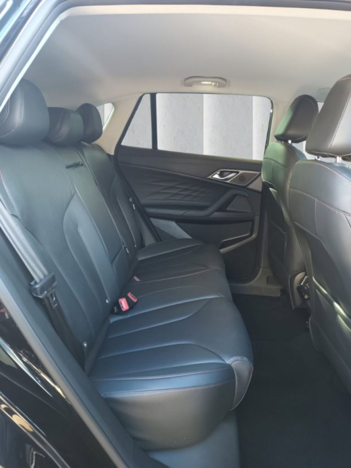 Mg HS 1.5 Luxury auto (8)