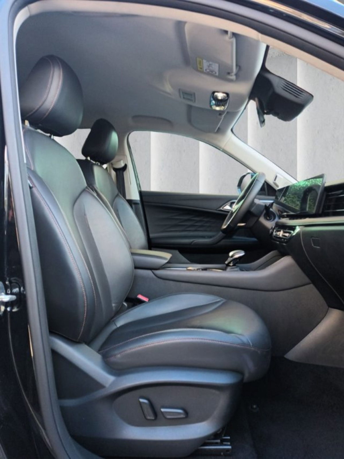Mg HS 1.5 Luxury auto (9)