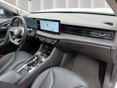 Mg HS 1.5 Luxury auto (10)