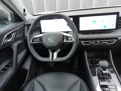 Mg HS 1.5 Luxury auto (11)