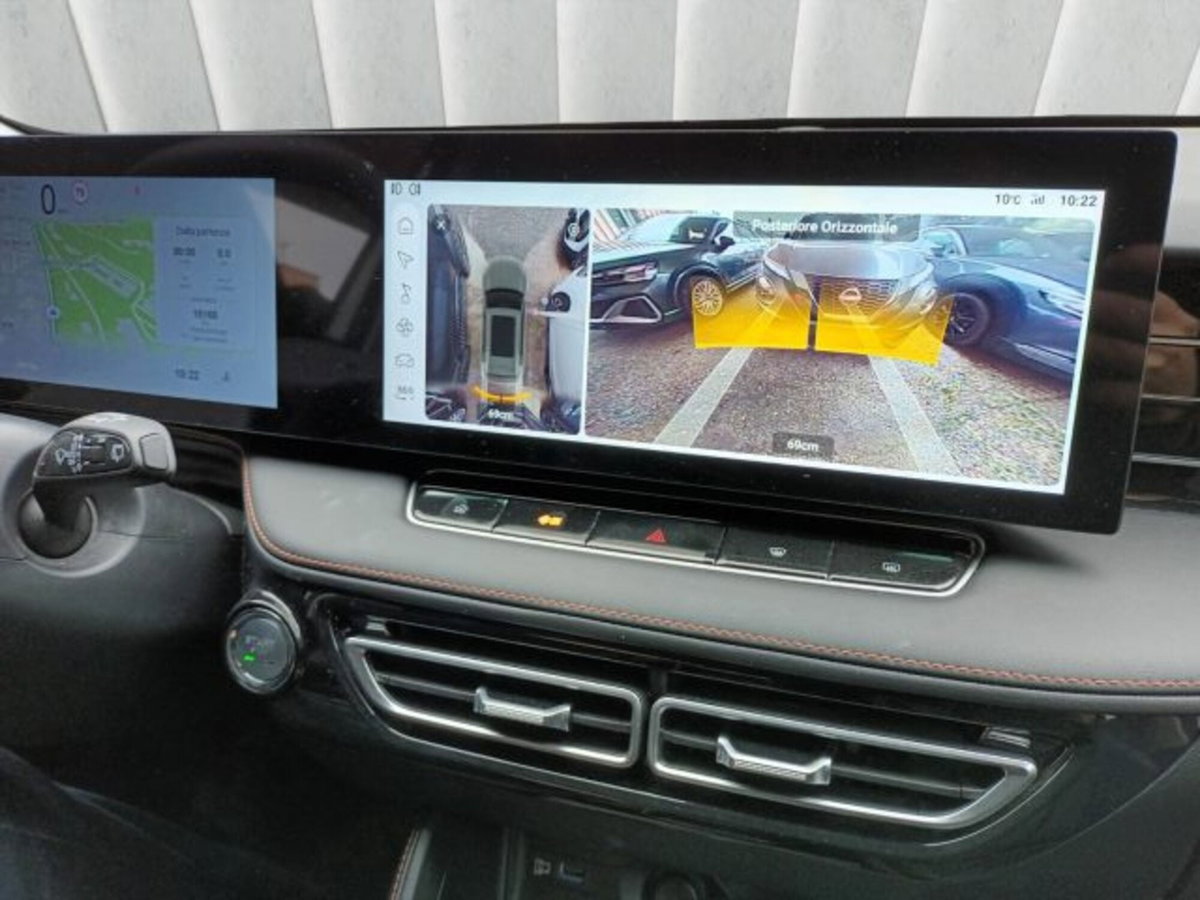 Mg HS 1.5 Luxury auto (14)