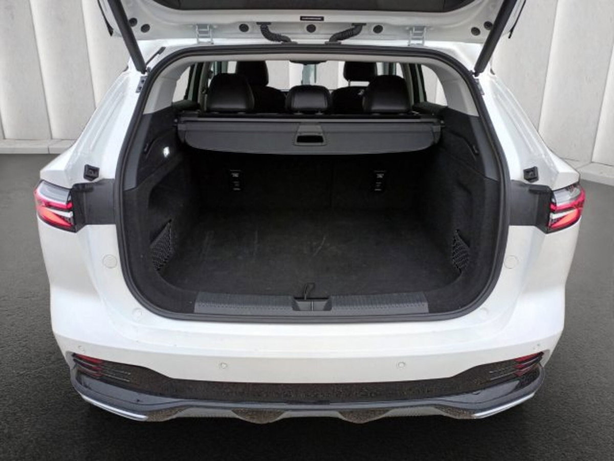 Mg HS 1.5 Luxury auto (19)