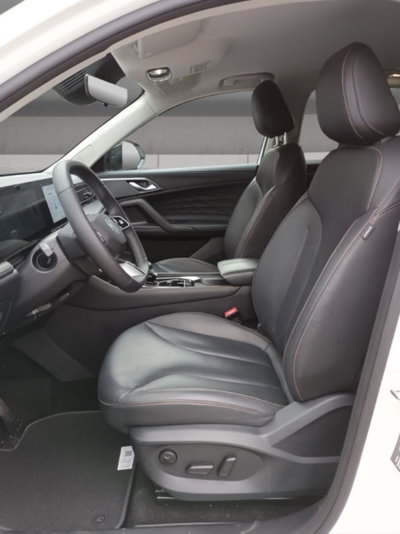 Mg HS 1.5 Luxury auto (6)